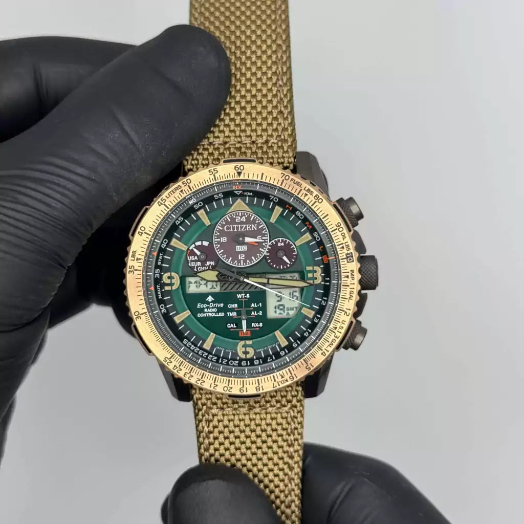 Reloj Citizen radiocontrolado verde - JY8074-11X 