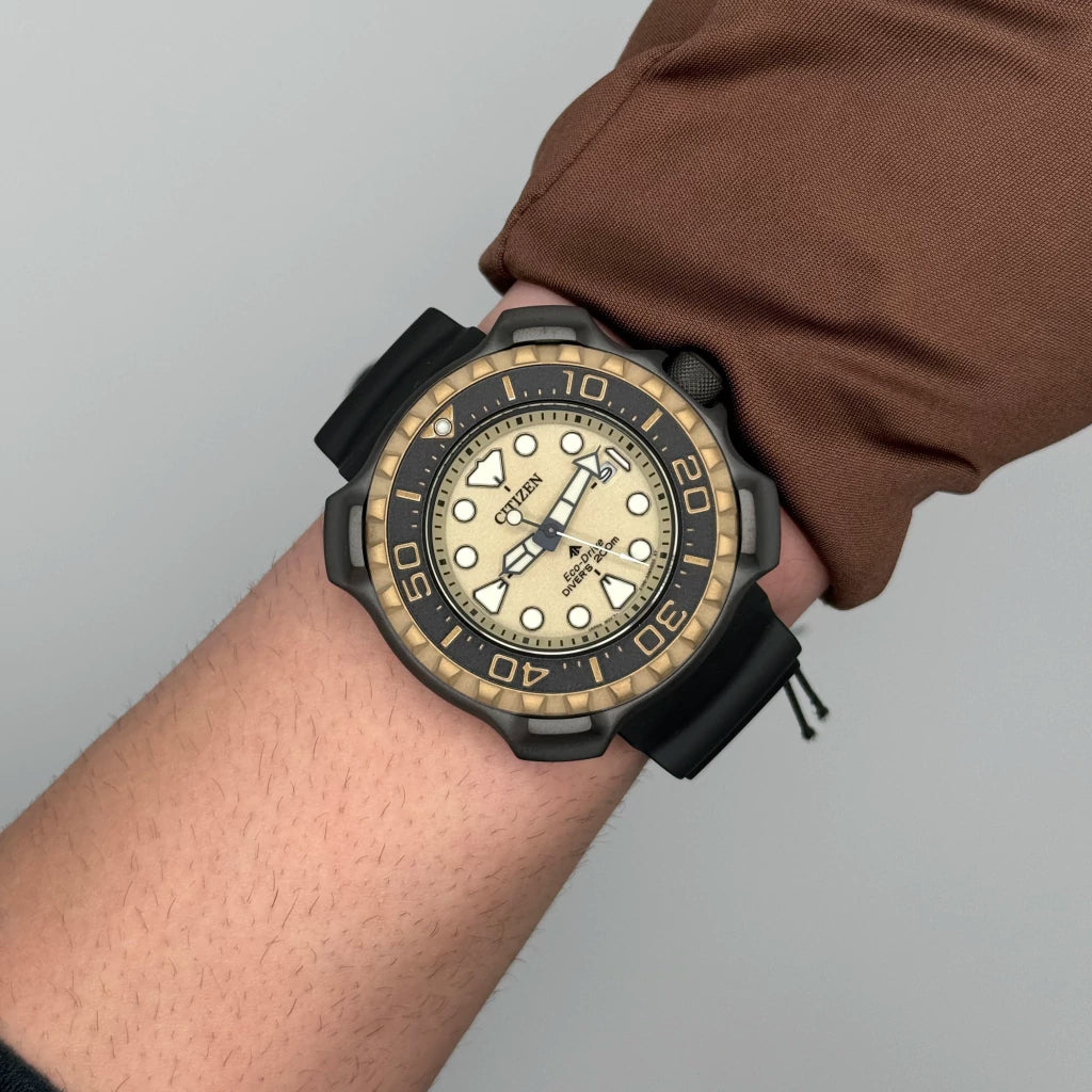 Relógio Citizen Tuna Gold - BN0226-10P