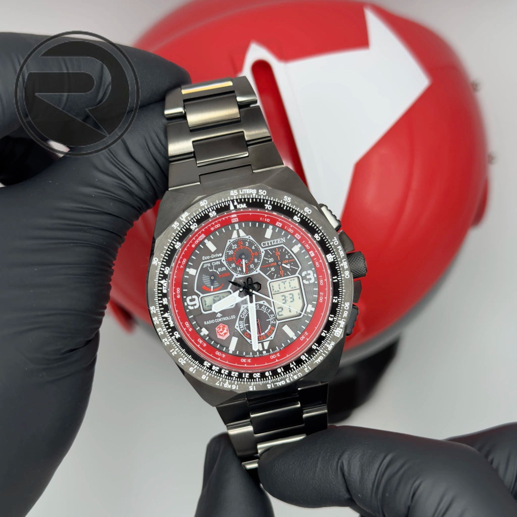 Reloj radiocontrolado Citizen - Snowbirds JY8129-53H 