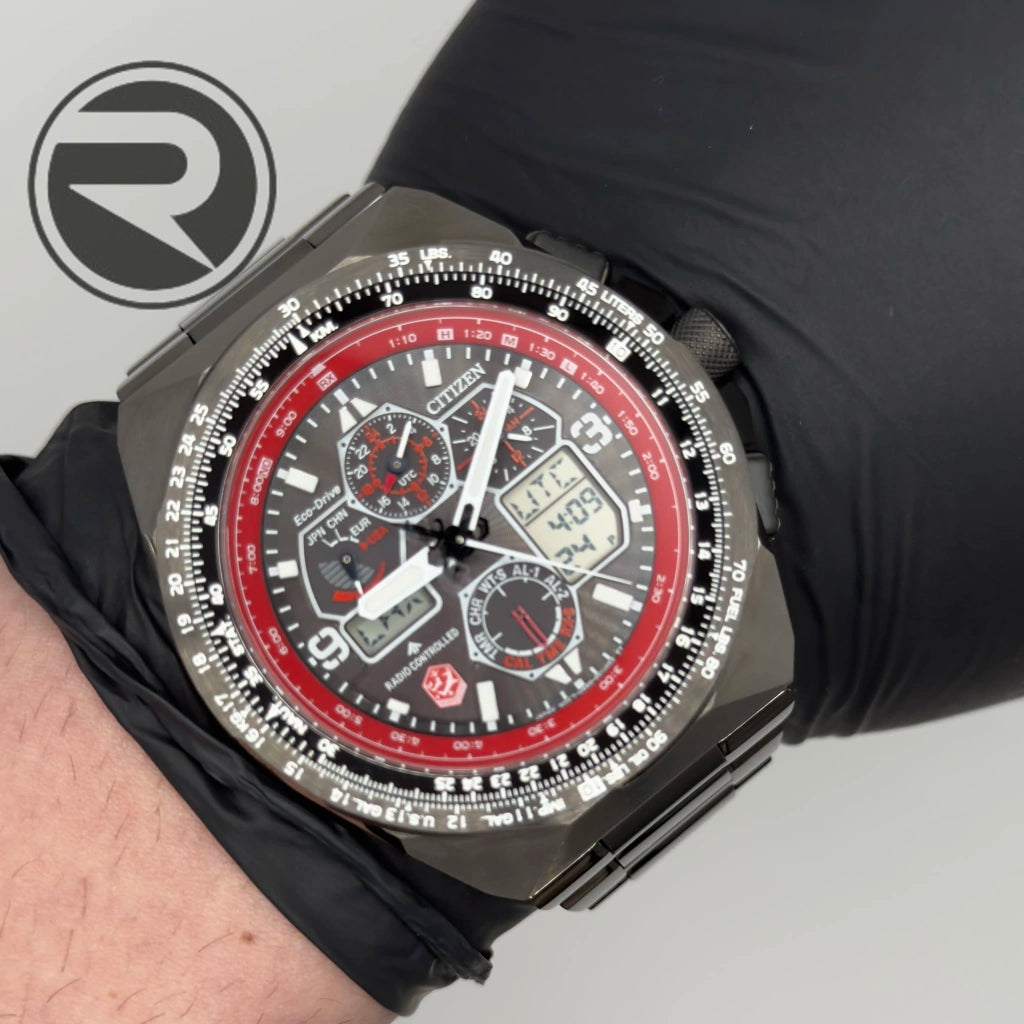 Reloj radiocontrolado Citizen - Snowbirds JY8129-53H 